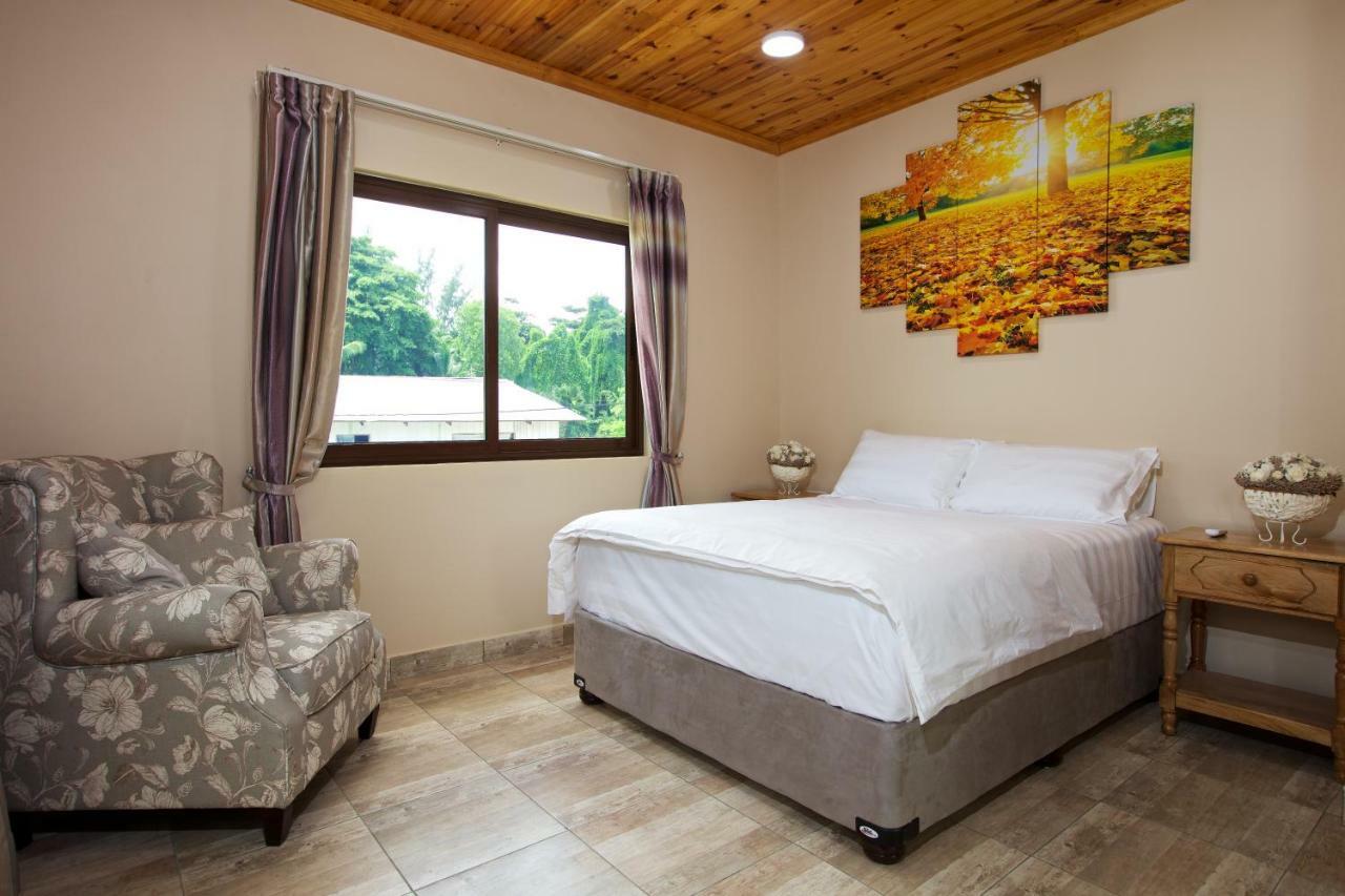 Stone Self Catering Apartment Grand Anse (Praslin) Exterior foto
