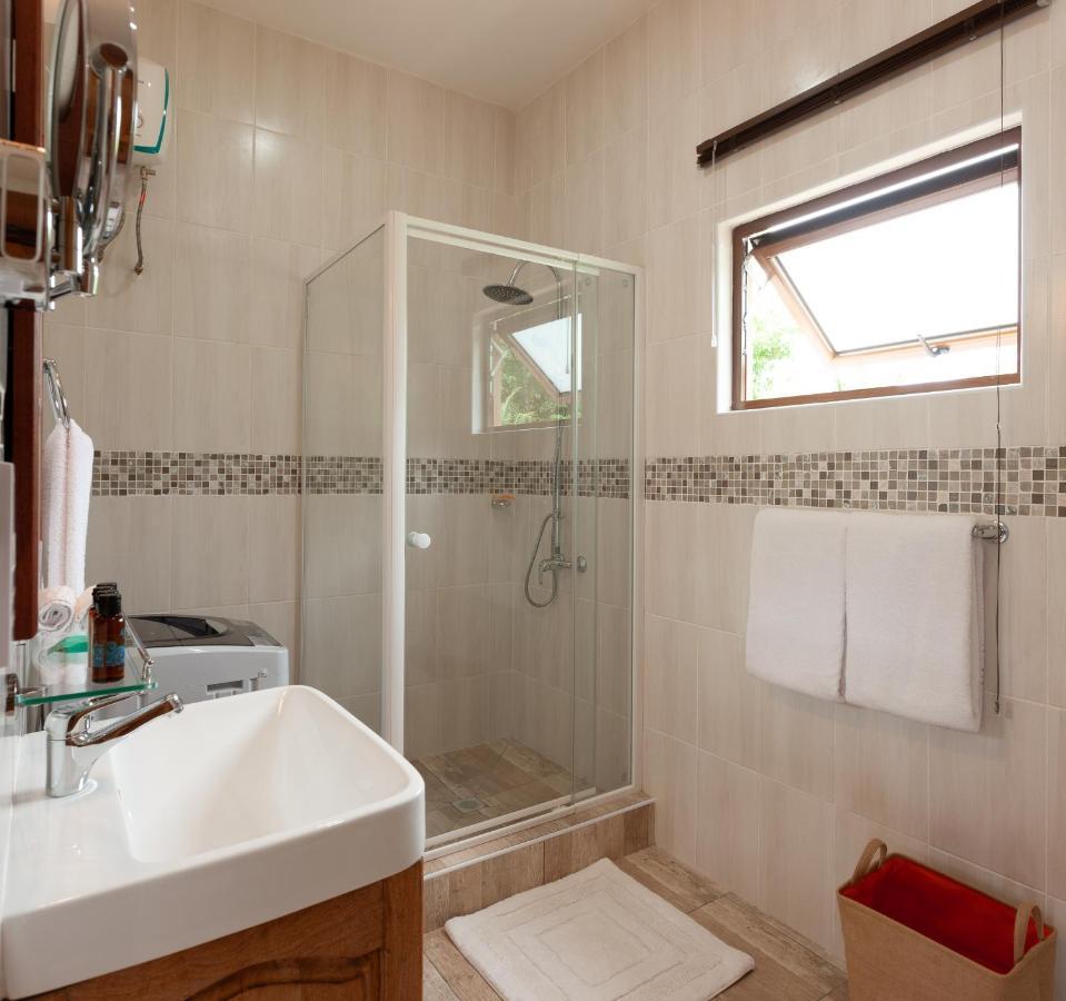Stone Self Catering Apartment Grand Anse (Praslin) Exterior foto
